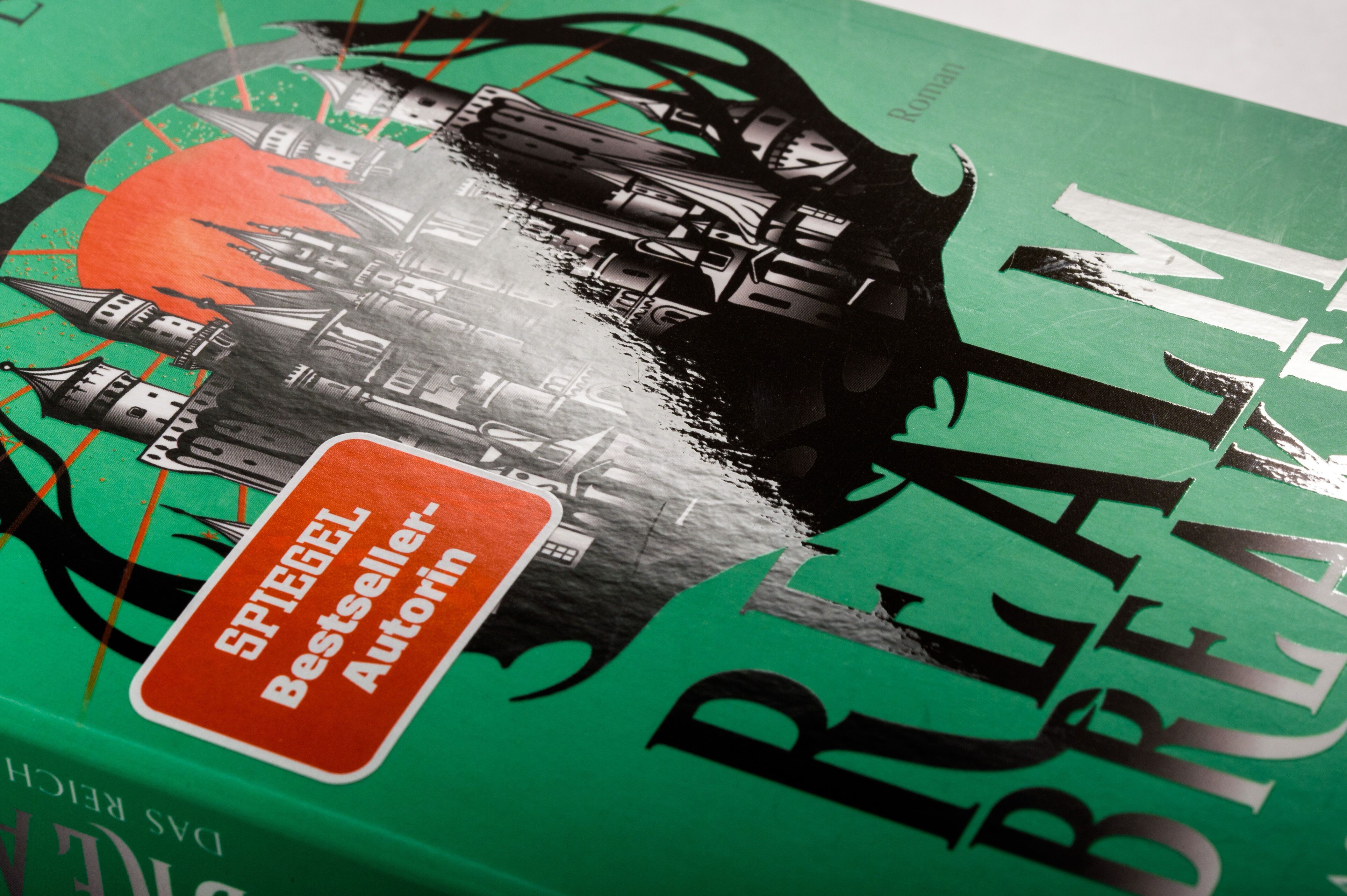 hardcover, Buch, grüne Umschlag, Illustration, Stadtansicht