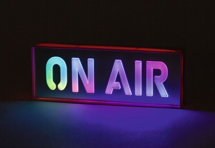 Let's Play - LED-Lichtbox "On Air" Let's Play - LED-Lichtbox "On Air"