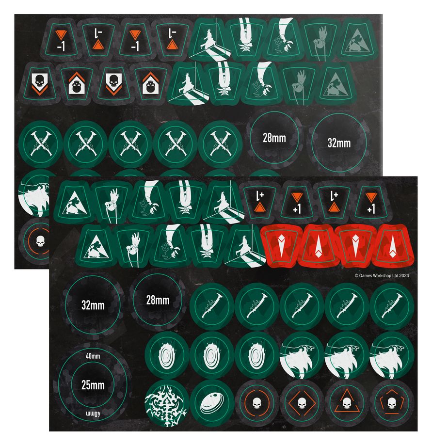 board game tokens, dice tokens, miniatures, grüne token, rote token