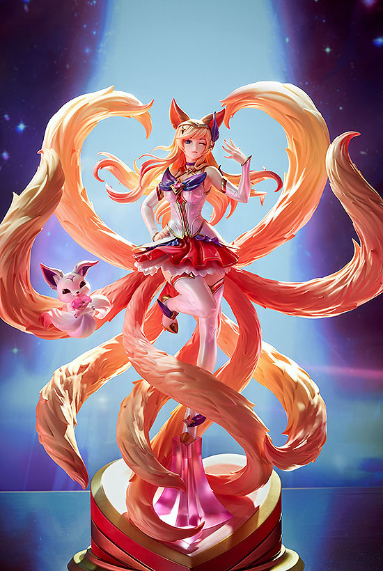 League of Legends PVC Statue: Ahri Star Guardian 1/7 37cm League of Legends PVC Statue: Ahri Star Guardian 1/7 37cm