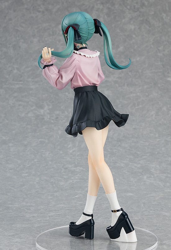 Vocaloid PVC Statue: Hatsune Miku PopUp Parade The Vampire Ver. Size L 24cm Vocaloid PVC Statue: Hatsune Miku PopUp Parade The Vampire Ver. Size L 24cm