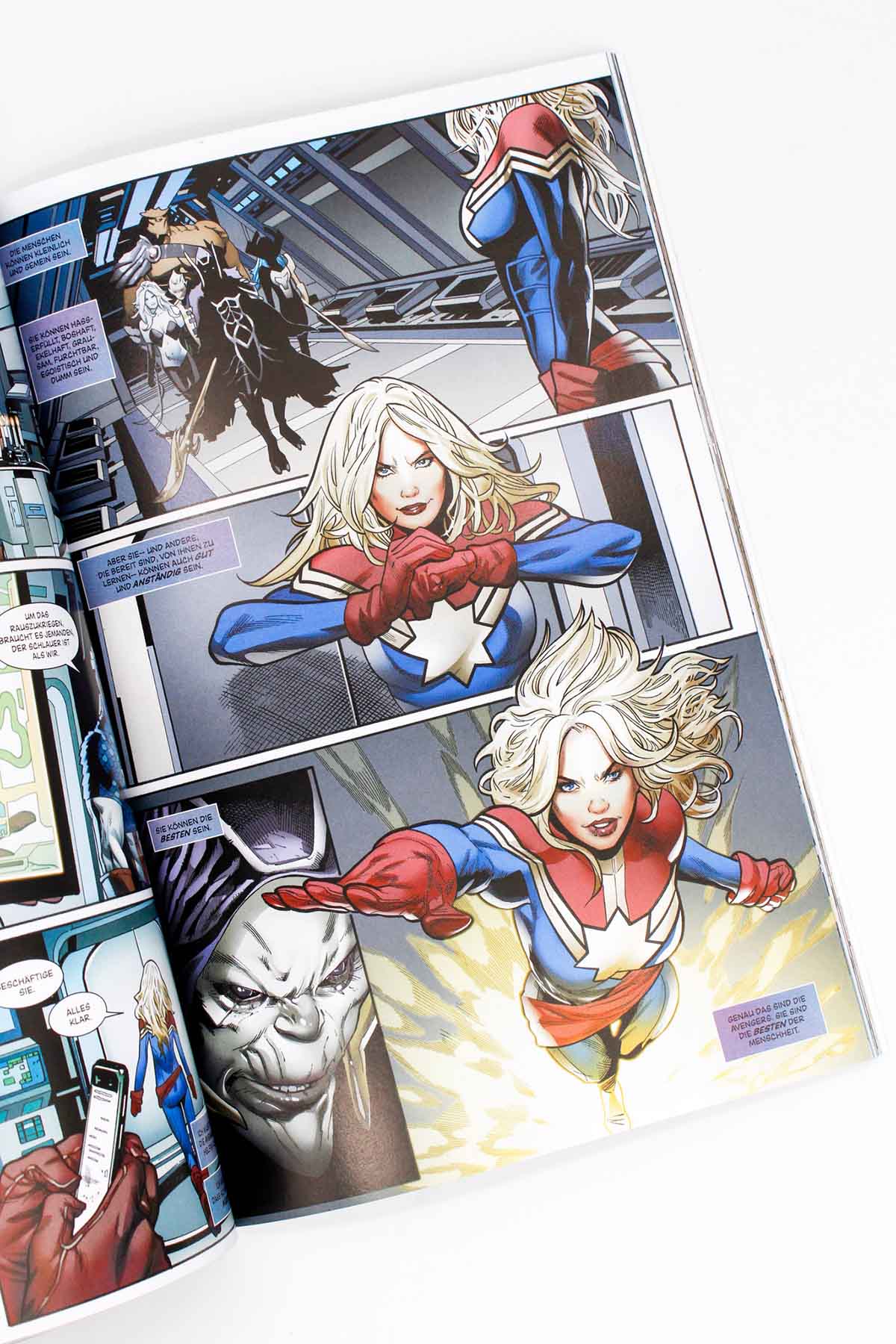 Avengers: Tod aus dem Schatten Avengers: Tod aus dem Schatten