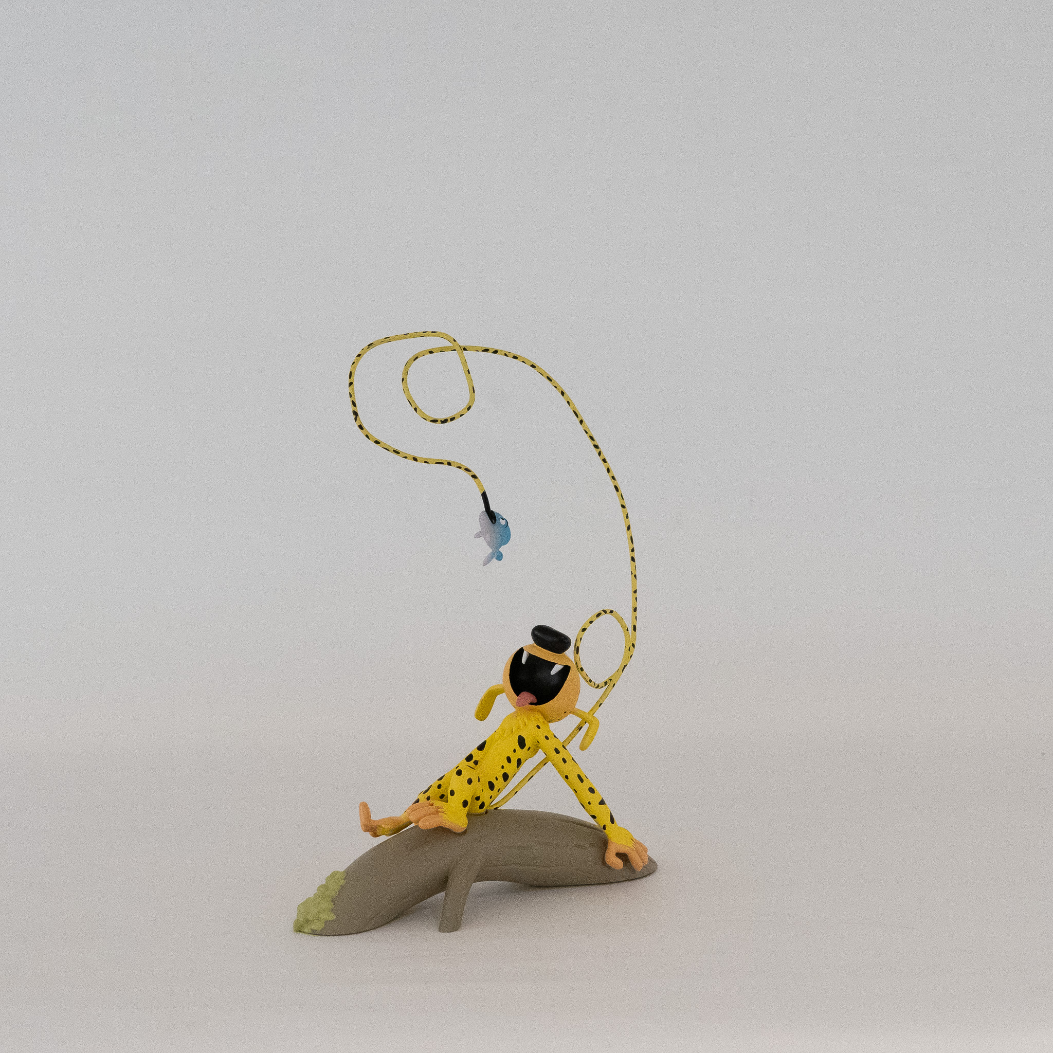 Marsupilami: Statue Marsupilami mit Piranha Marsupilami: Statue Marsupilami mit Piranha