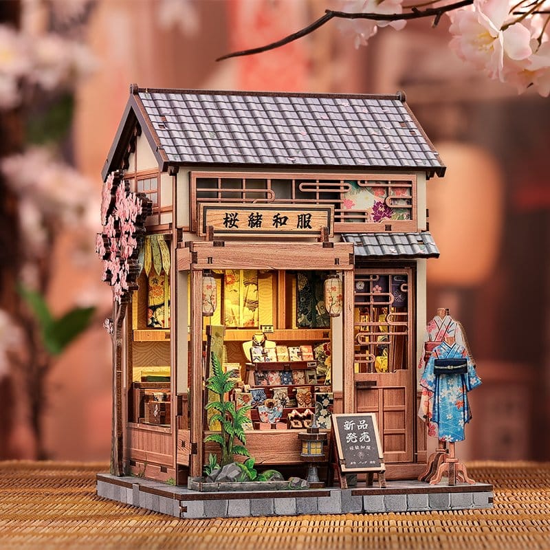 Miniature shop, 木製の家, 日本人形, 提灯, 瓦屋根