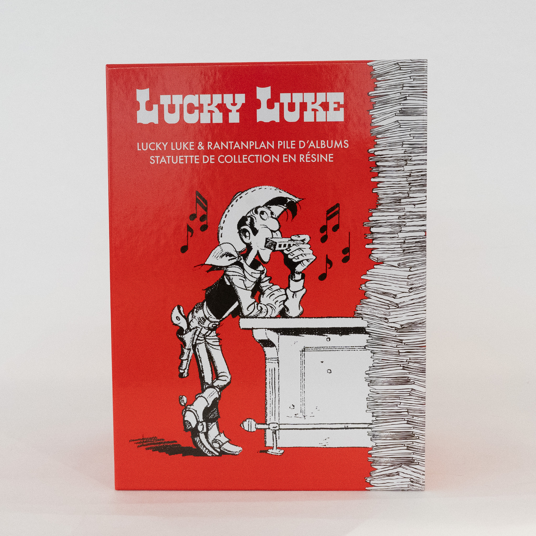 Lucky Luke: Statue Bücherstapel