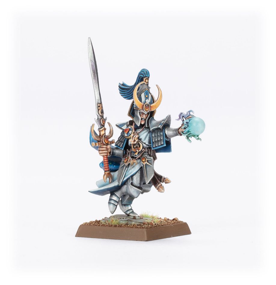 Warhammer: The Old World High Elf Realms - High Elf Loremaster Warhammer: The Old World High Elf Realms - High Elf Loremaster
