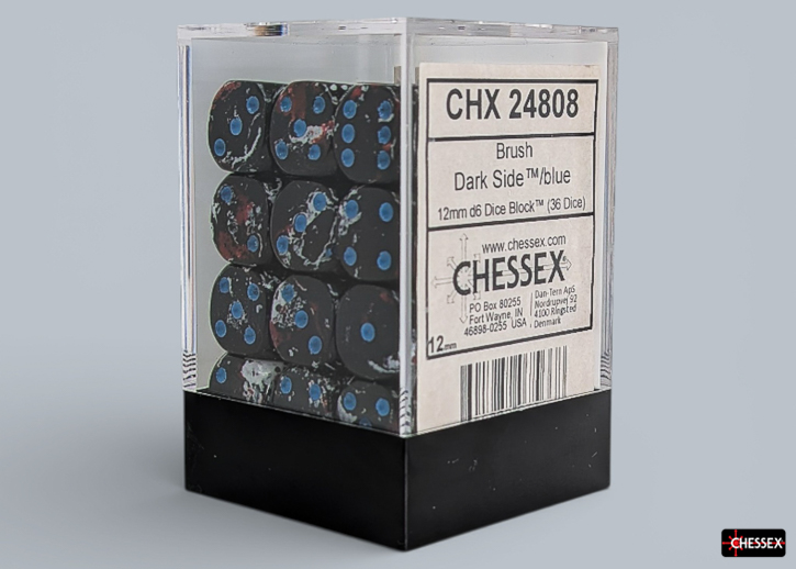 Dreieckige Würfel?, Schachwürfel, 6-seitige Würfel?, Stiftbox?, Chess set case
