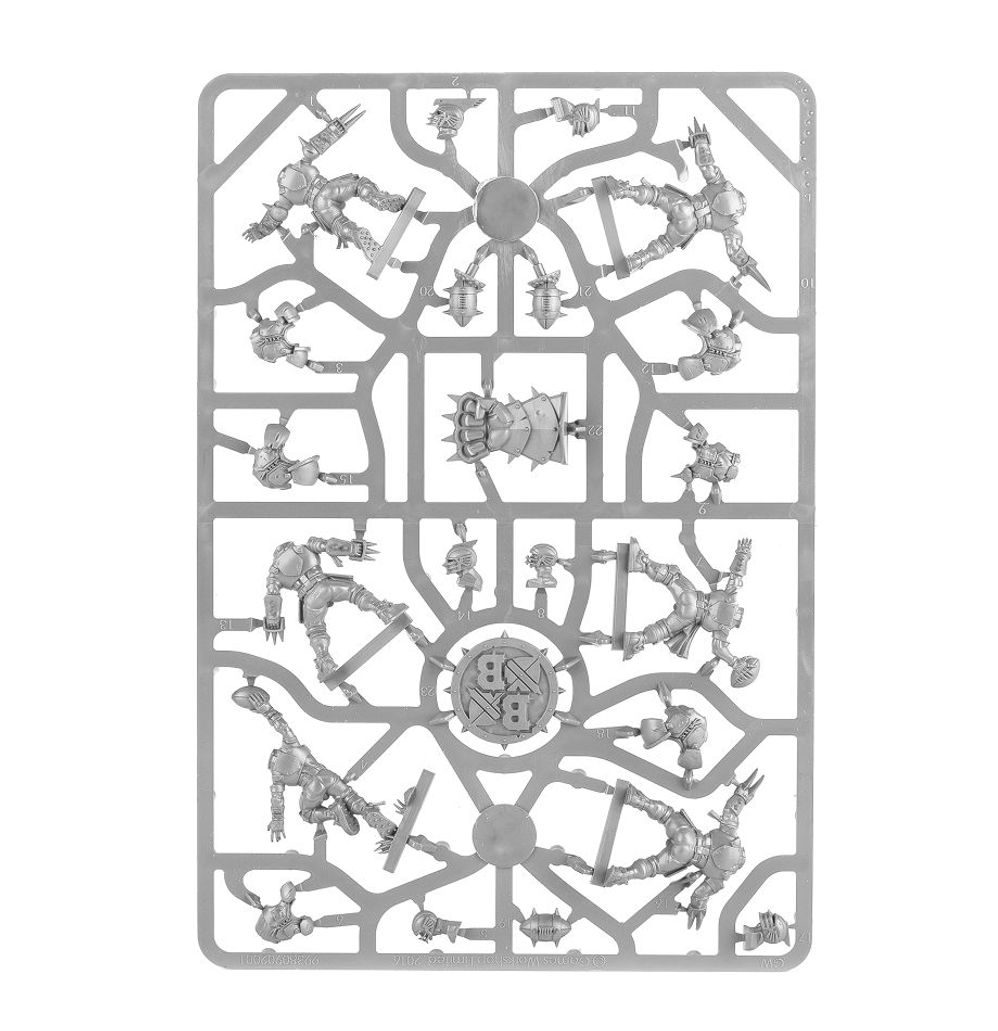 Blood Bowl: Old World Alliance Team The Middenheim Maulers Blood Bowl: Old World Alliance Team The Middenheim Maulers