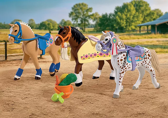 Pferde-Modelle, Spielzeugpferde, ponys, Sattel, Gerten/Quirl?