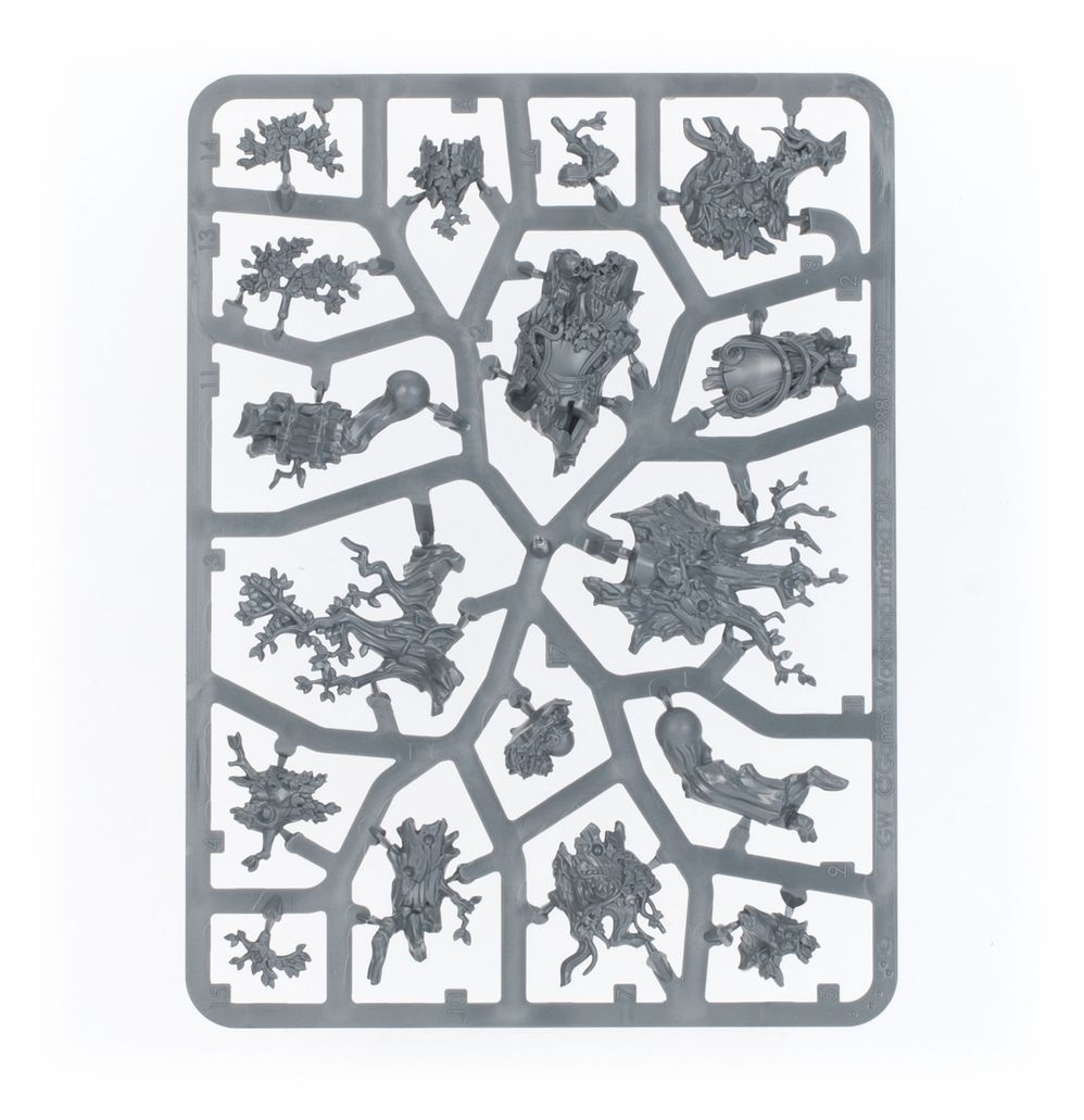 Blood Bowl: Gnome Treeman Blood Bowl: Gnome Treeman