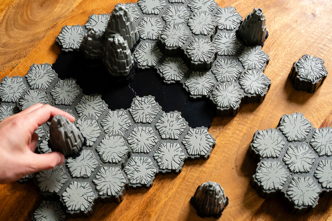 Brettspiel, Kacheln, HEX-Kacheln, graue Kacheln, Bausteine