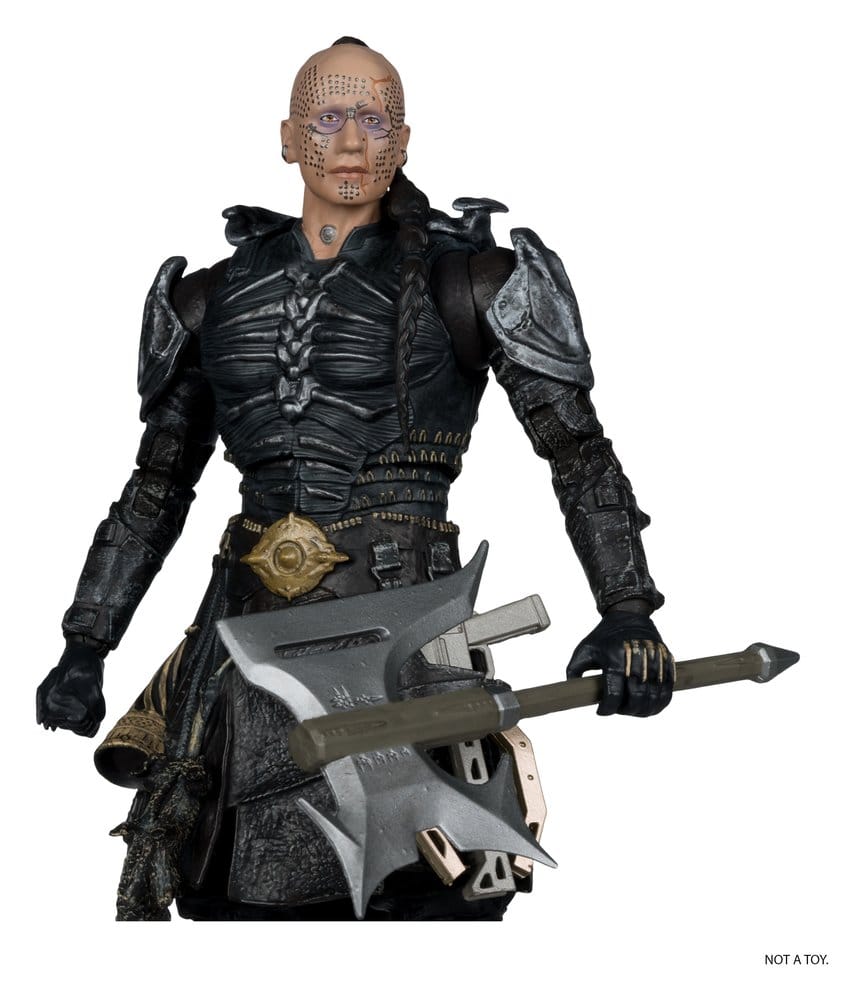 DC Multiverse AF: Krem of the Yellow Hills Deluxe Theatrical Edition 17cm action figure, armor suit, battle axe, skull mask, fantasy weapon